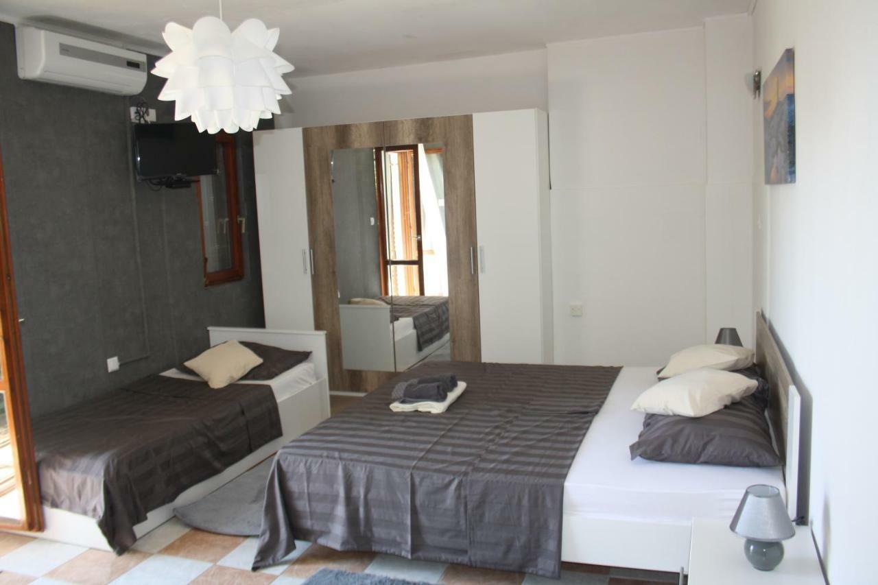 Apartmani Dana Sukošan المظهر الخارجي الصورة
