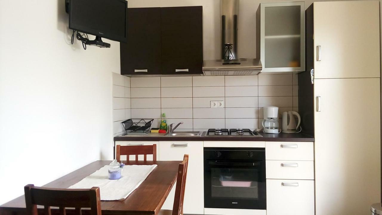 Apartmani Dana Sukošan المظهر الخارجي الصورة