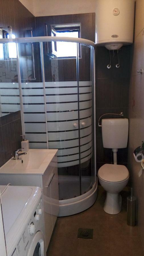 Apartmani Dana Sukošan المظهر الخارجي الصورة