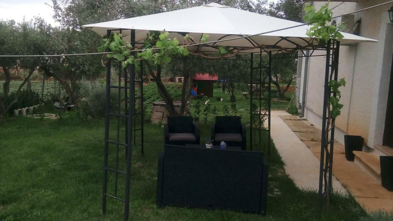 Apartmani Dana Sukošan المظهر الخارجي الصورة